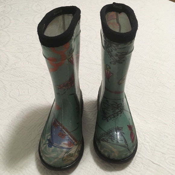 6US (3/$20) Kamik Rain Boots - Picture 5 of 12